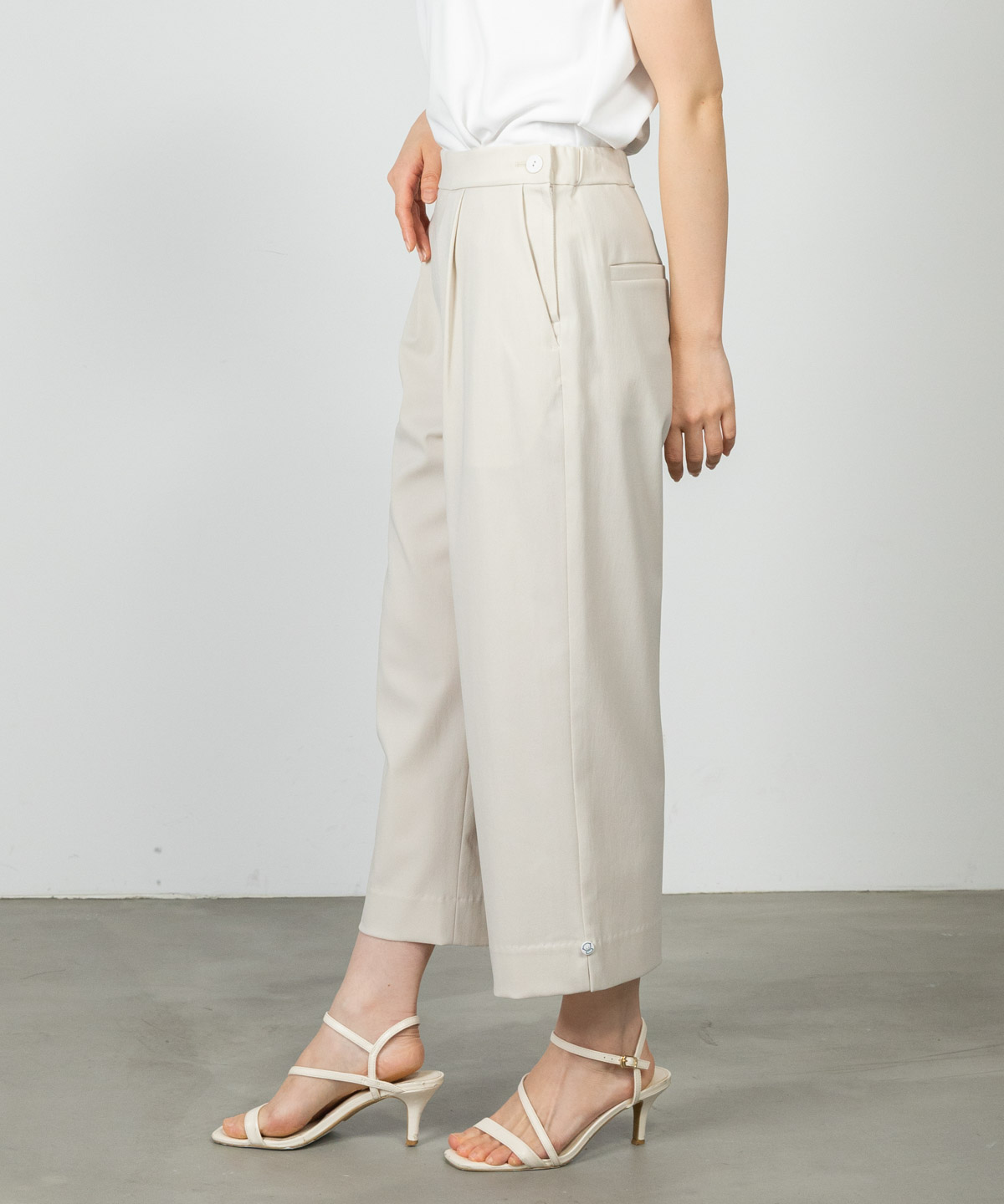 モデル着用画像