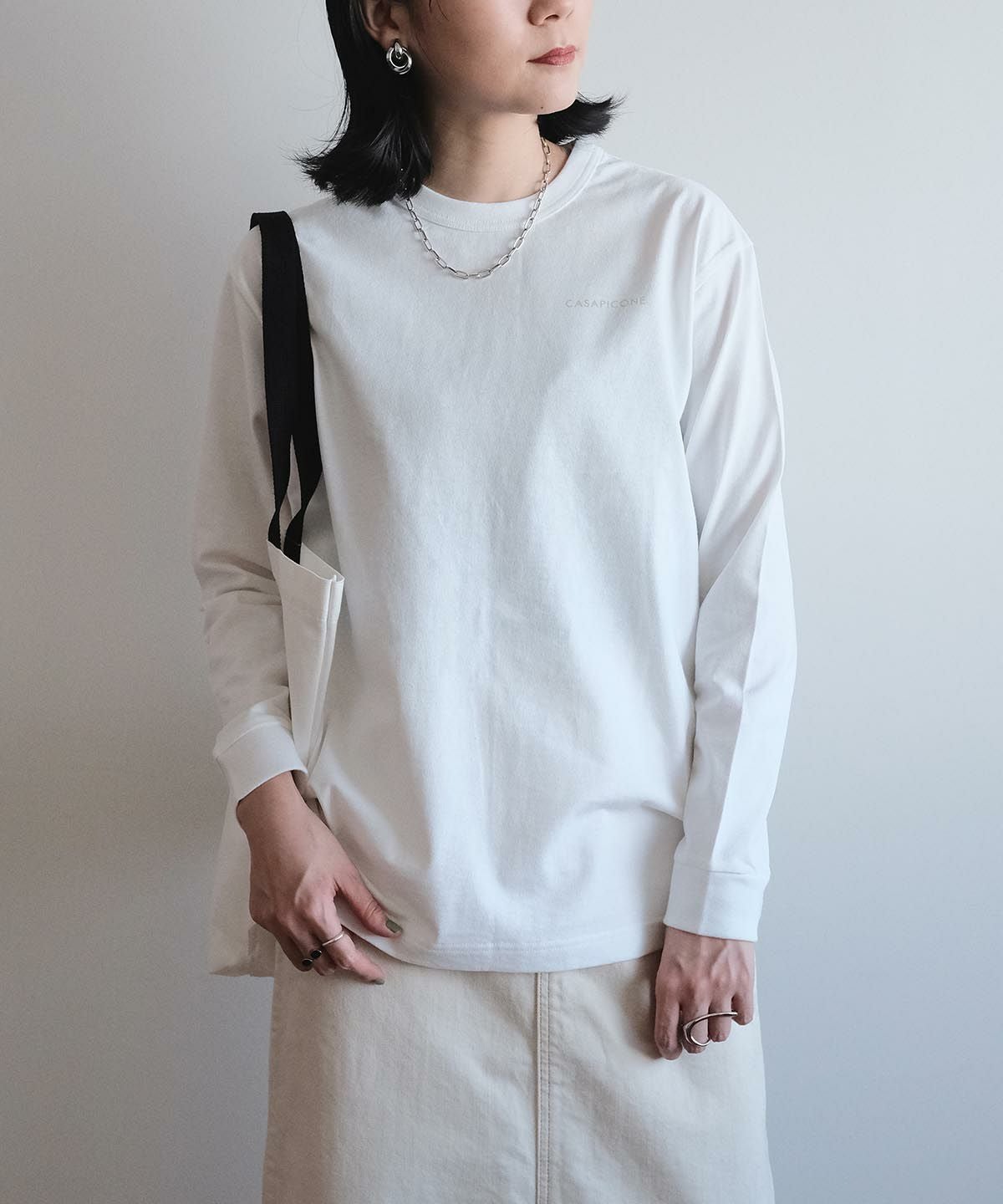 モデル着用画像（ホワイト）