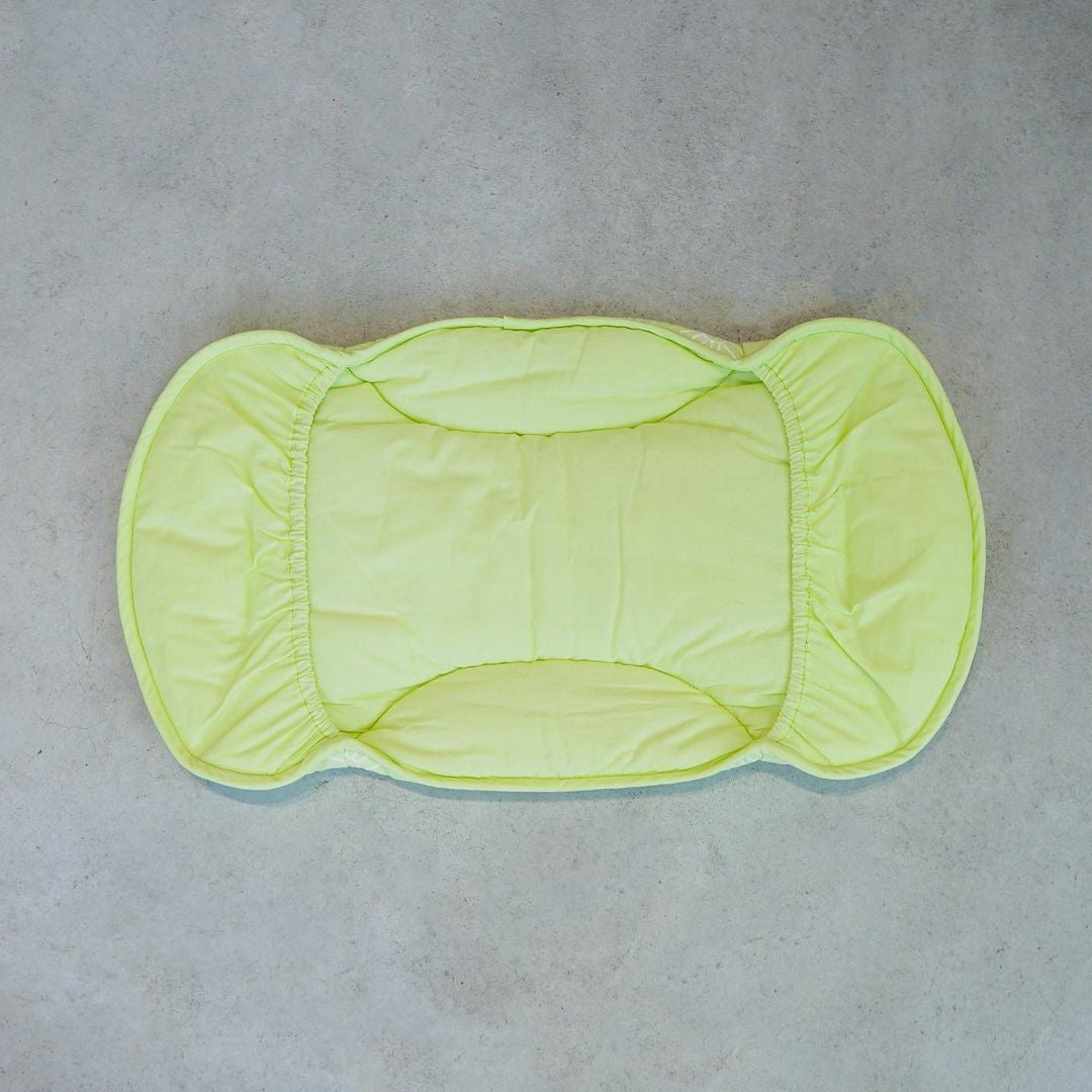 ドッグクッションカバー(レギュラーサイズ)前（グリーン）