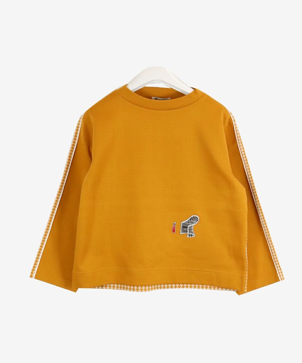 バック千鳥格子柄長袖ハイネックプルオーバー（キャメル）