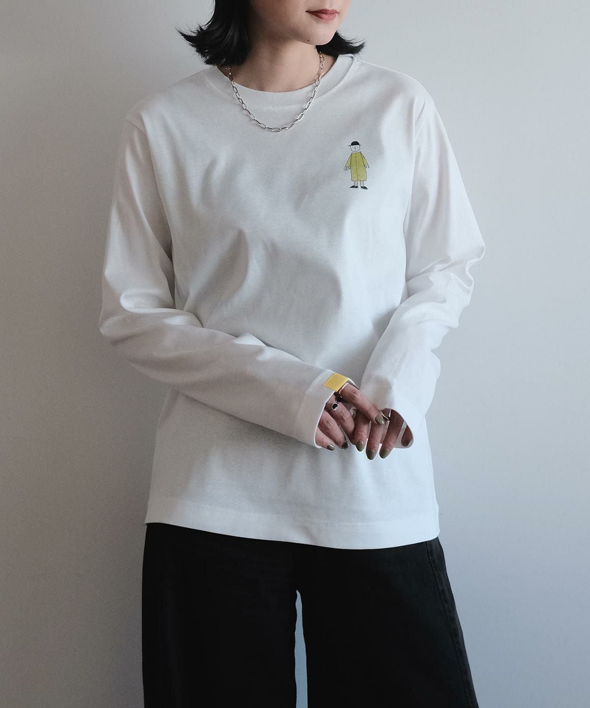 モデル着用画像（ホワイト×イエロー）