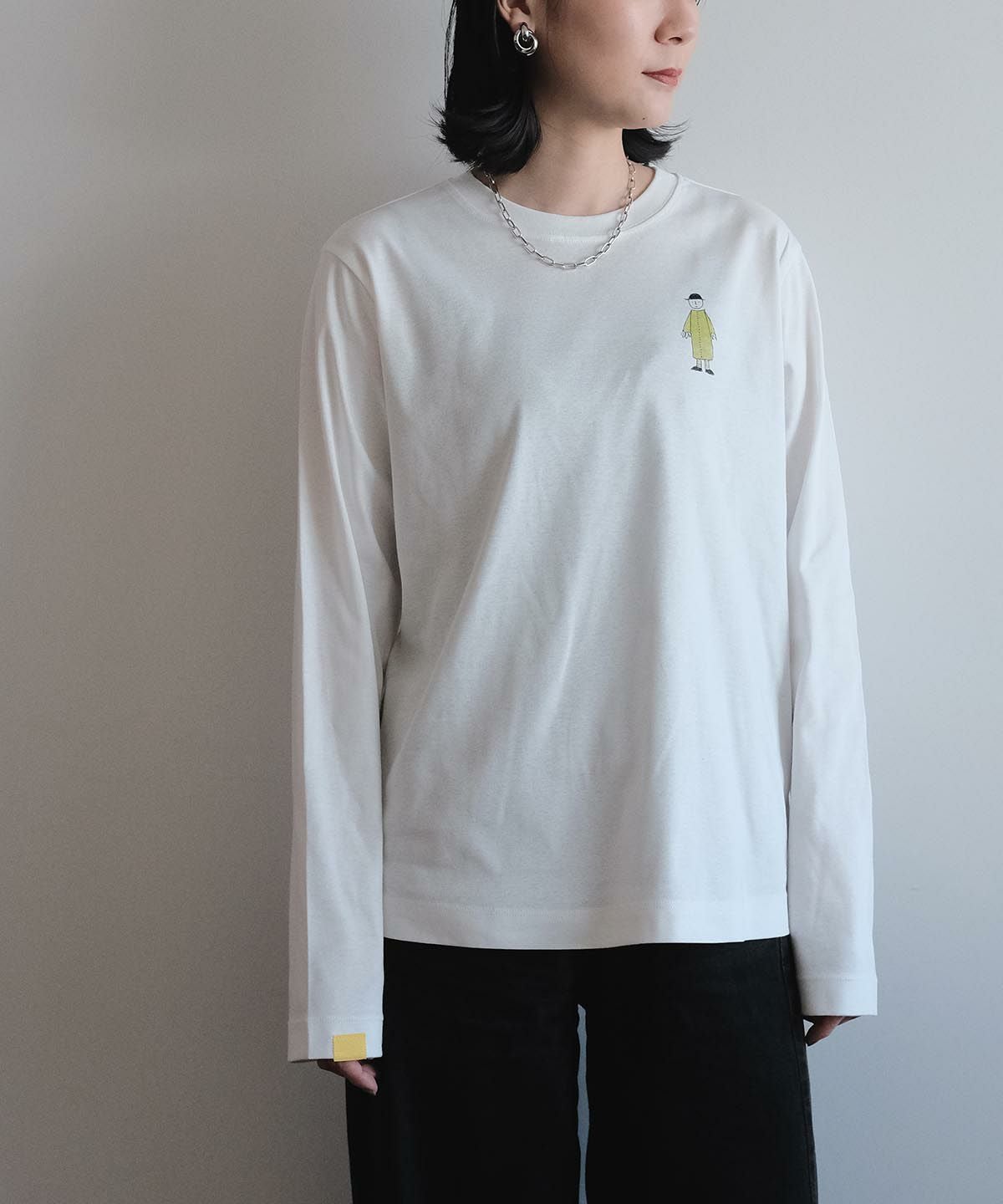 モデル着用画像（ホワイト×イエロー）