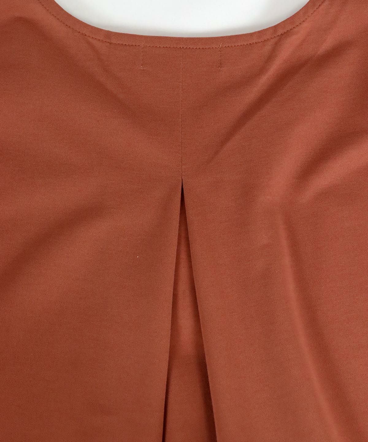 後デザイン部分（ブラウン）