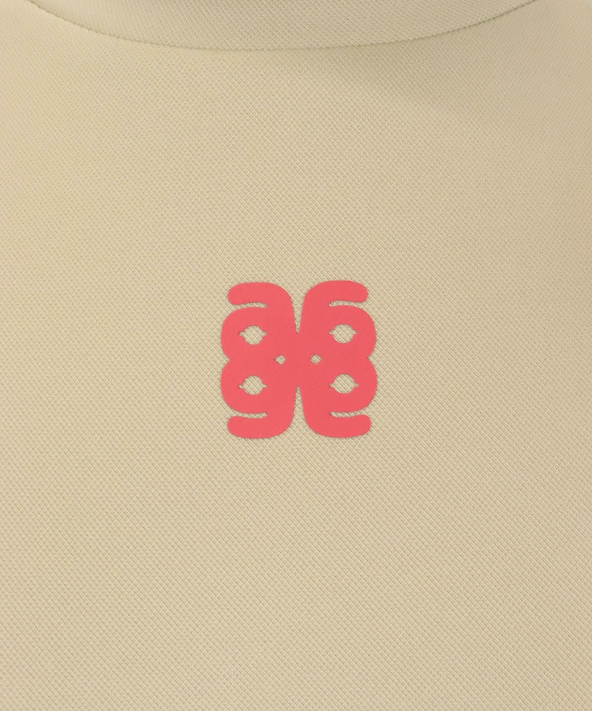 胸元デザイン部分(ベージュ)