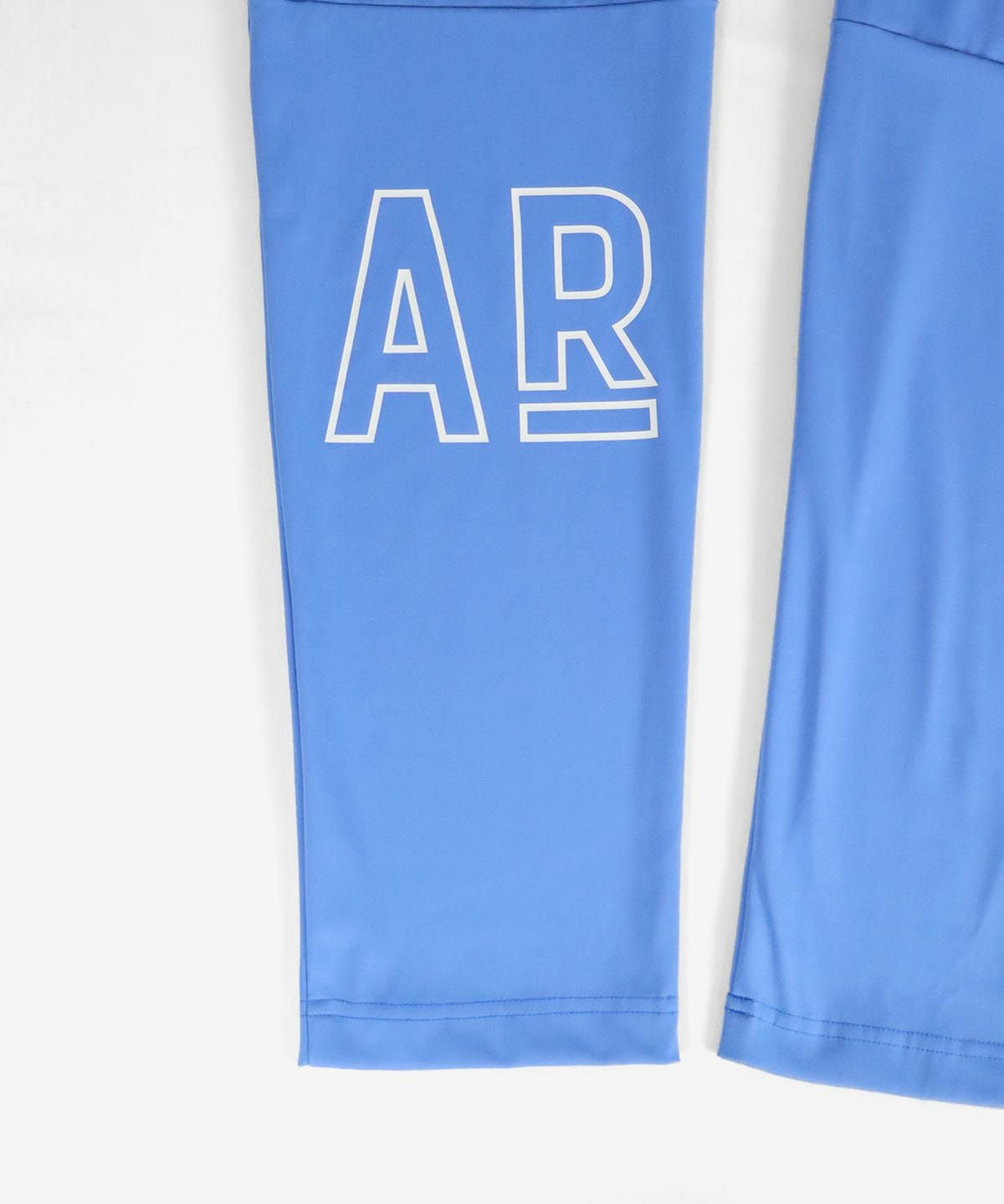 裾デザイン部分（ブルー）