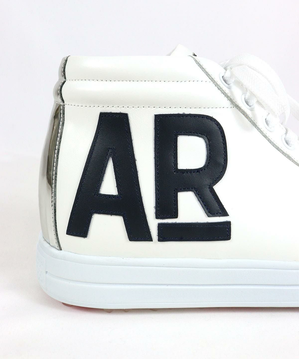 ゴルフシューズロゴアップ