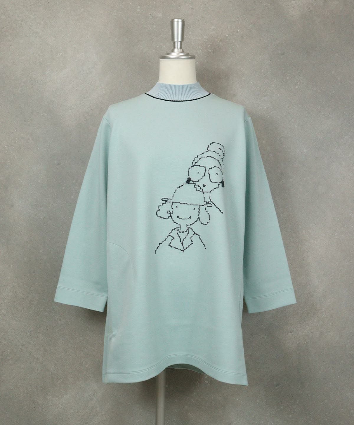 吸湿発熱ポンチプルオーバー（ブルー）