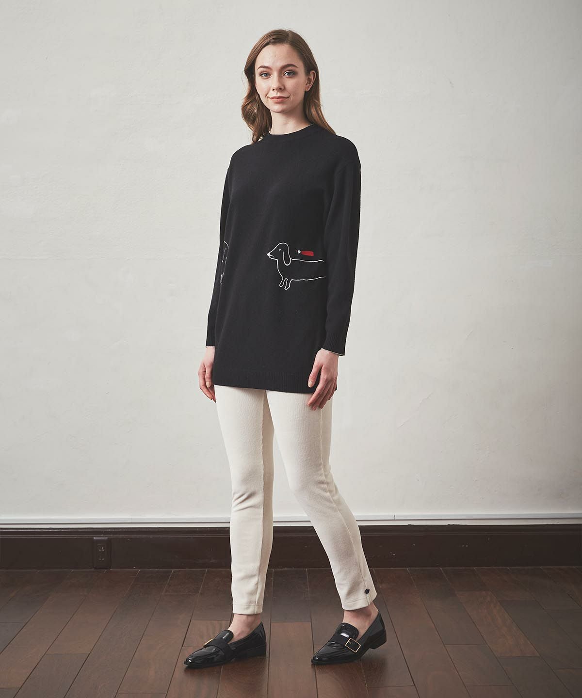 ダックスフンド柄ニットチュニック|スタジオピッコーネ - ゴルフウェア