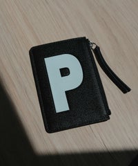 ファスナーポケット付きカードケース（ブラック×ホワイト）