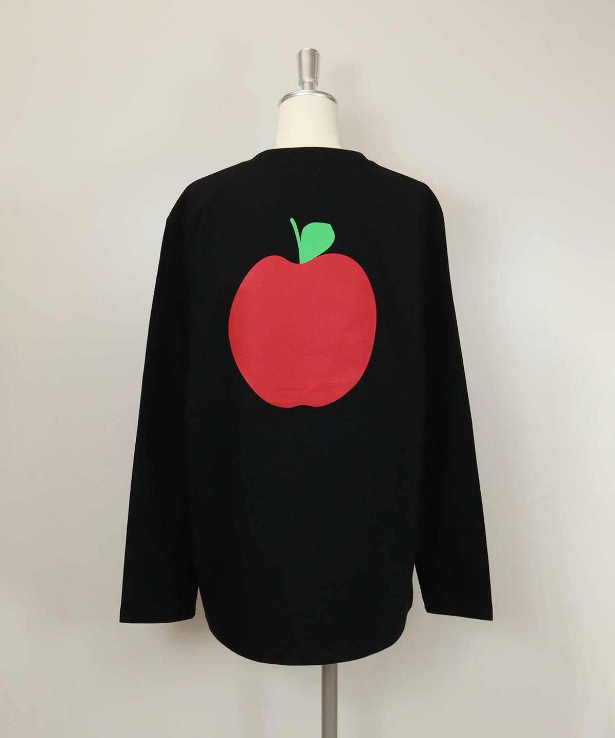 ロングスリーブTシャツ（リンゴ）|カーサピッコーネ - ゴルフウェアや