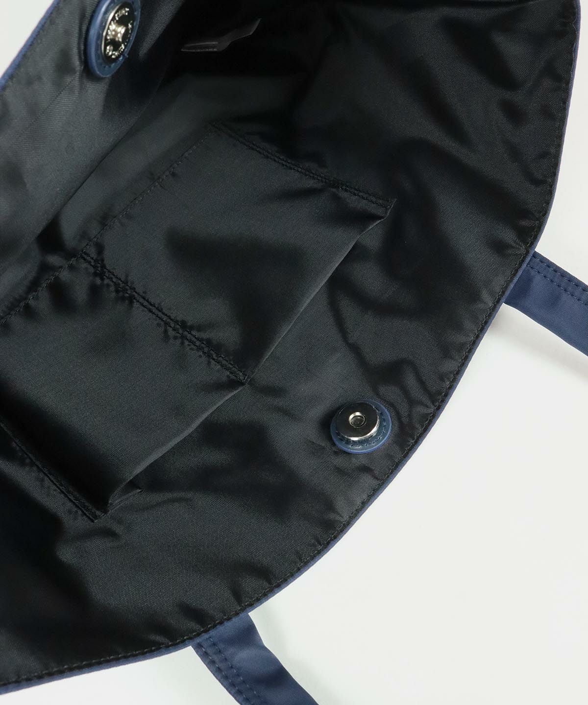 内側ポケット部分（ネイビー）