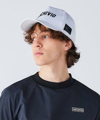 モデル着用画像（ホワイト）