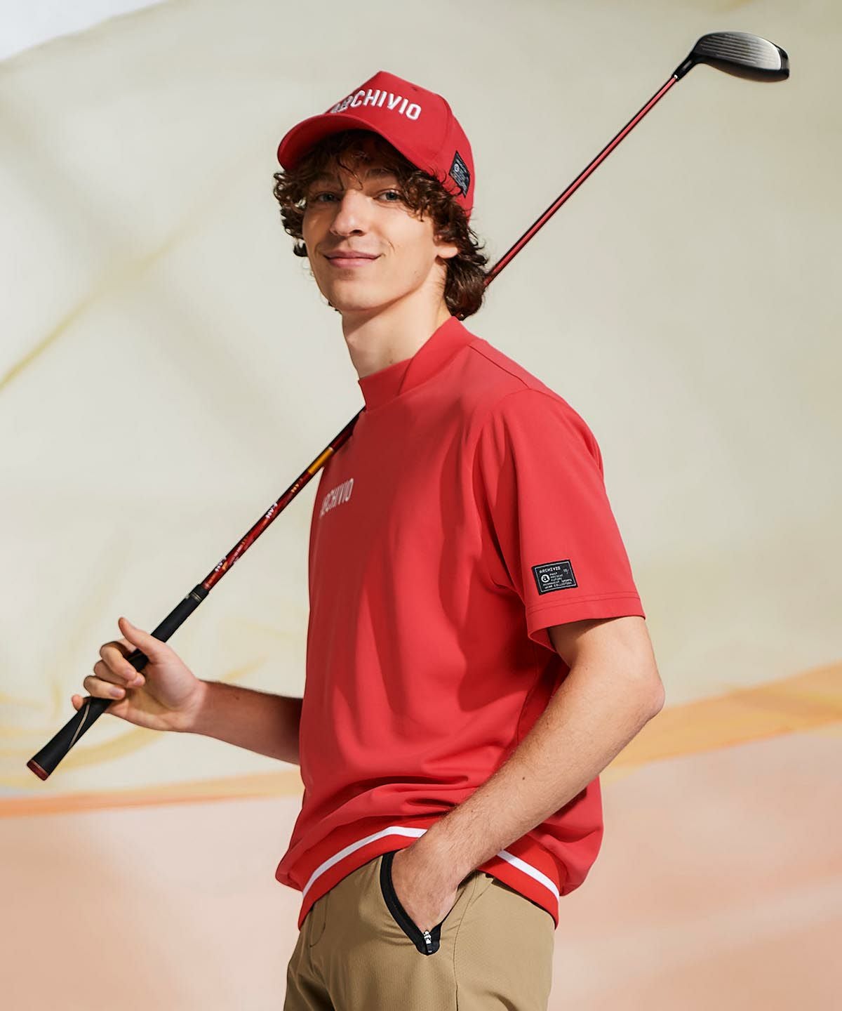 モデル着用画像（レッド）