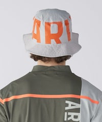 モデル着用画像（ベージュ）