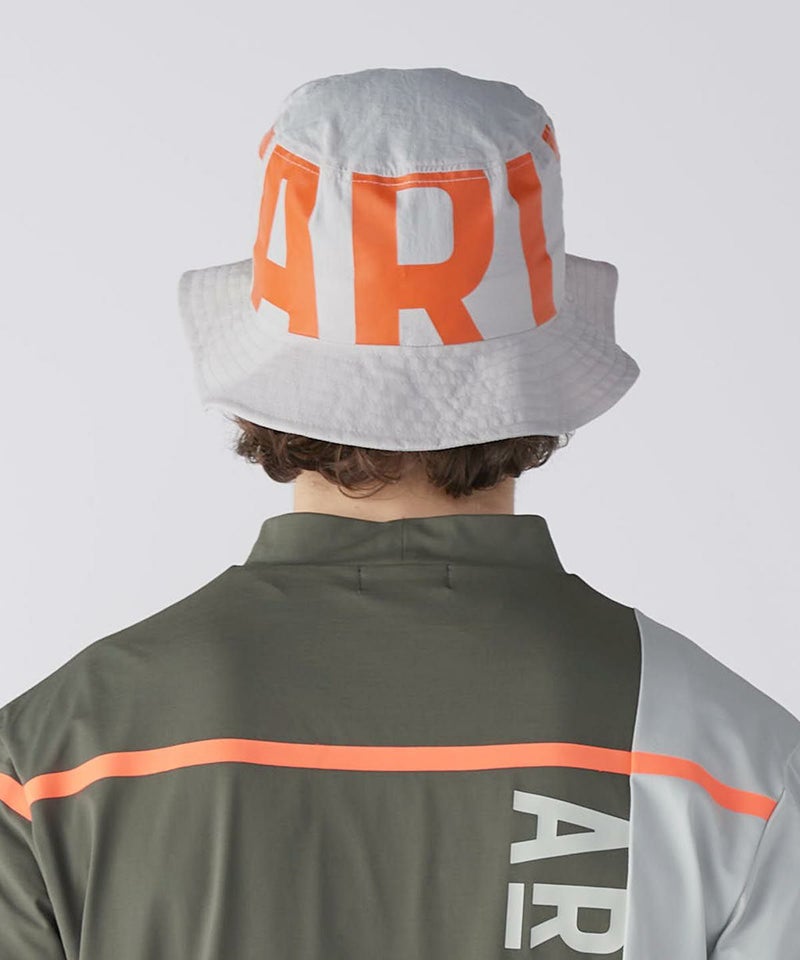 モデル着用画像（ベージュ）