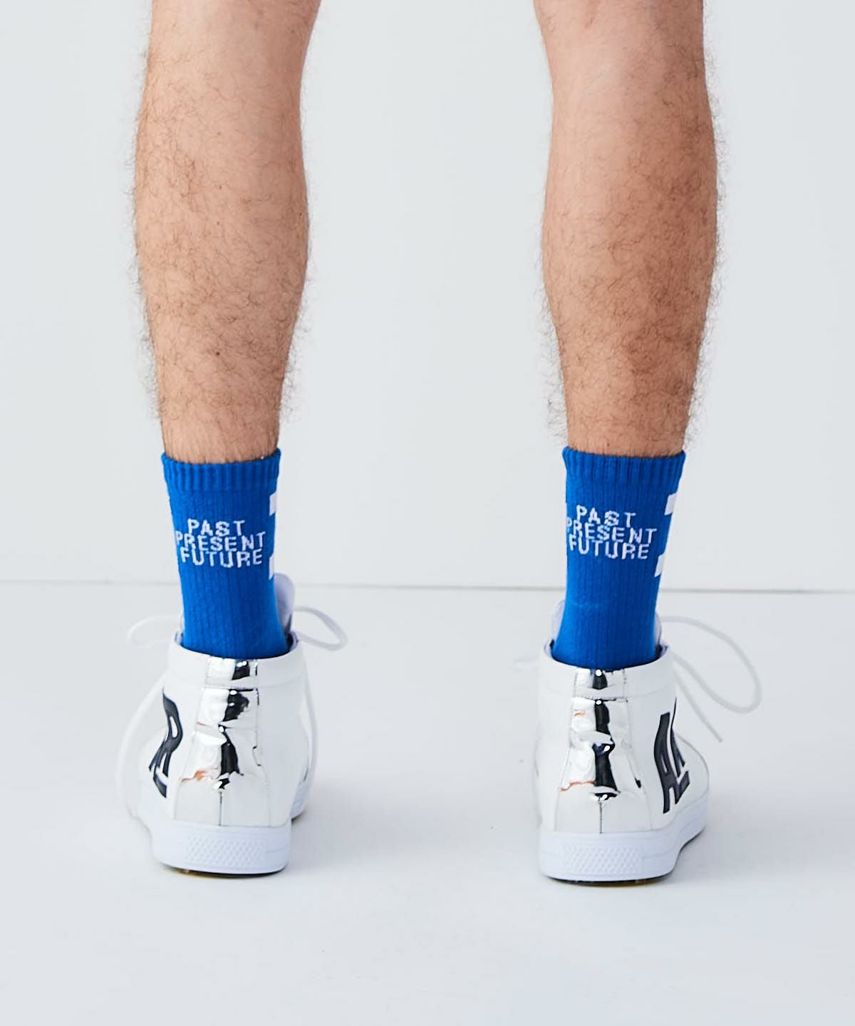 モデル着用画像（ブルー）