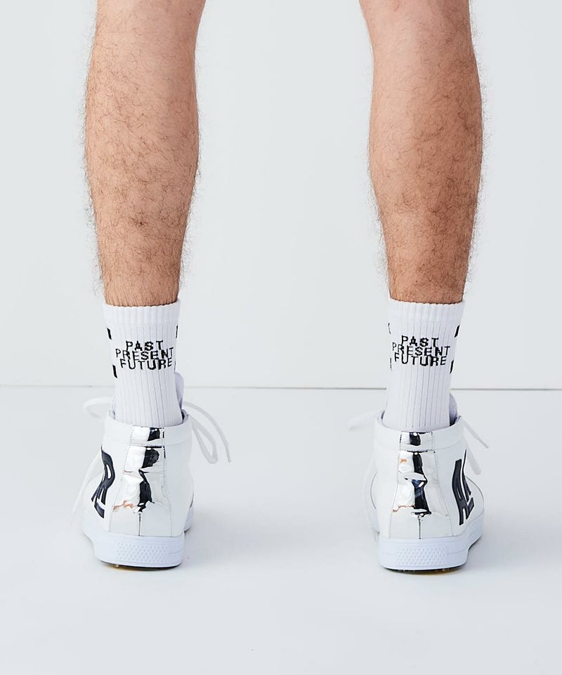 モデル着用画像（ホワイト）