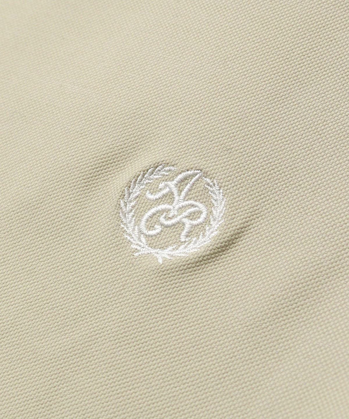 エンブレム風ロゴ（ベージュ）