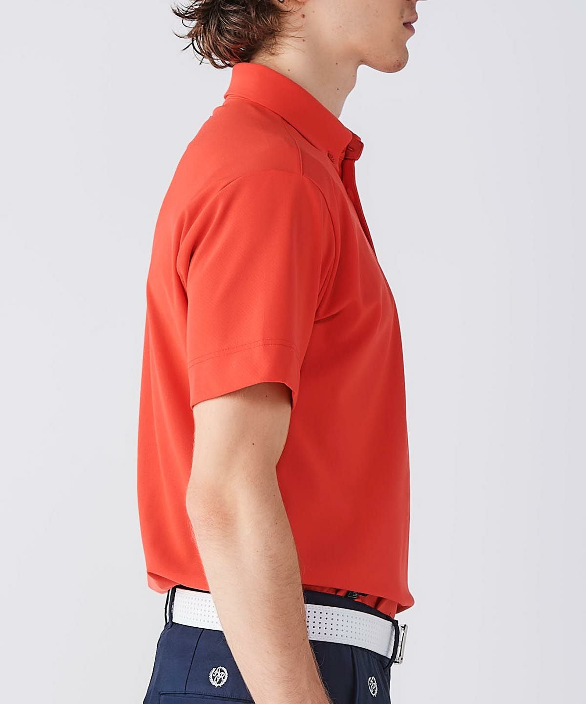 モデル着用画像（オレンジ）