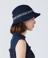 モデル着用画像（ネイビー）