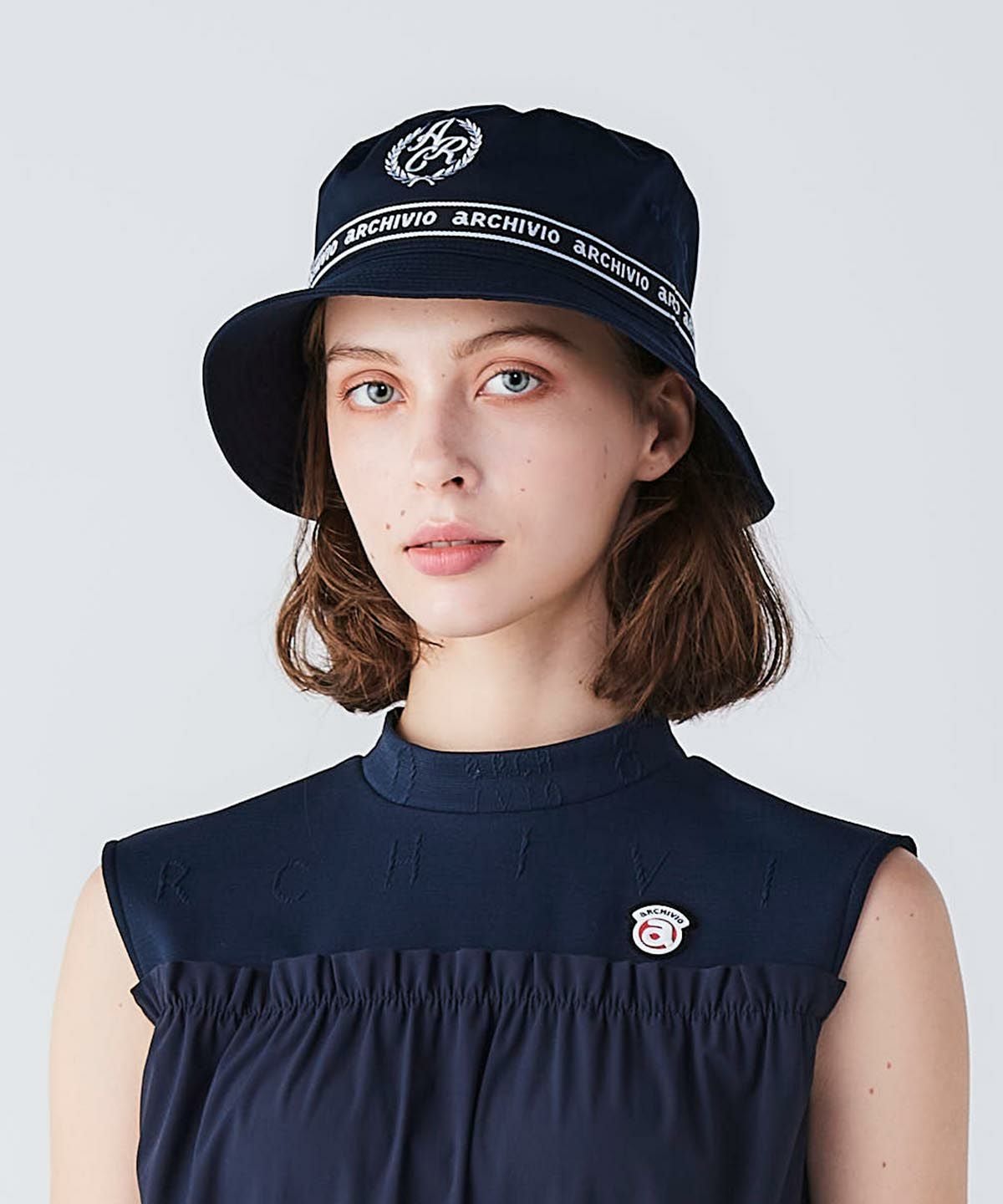 モデル着用画像（ネイビー）