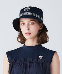 モデル着用画像（ネイビー）