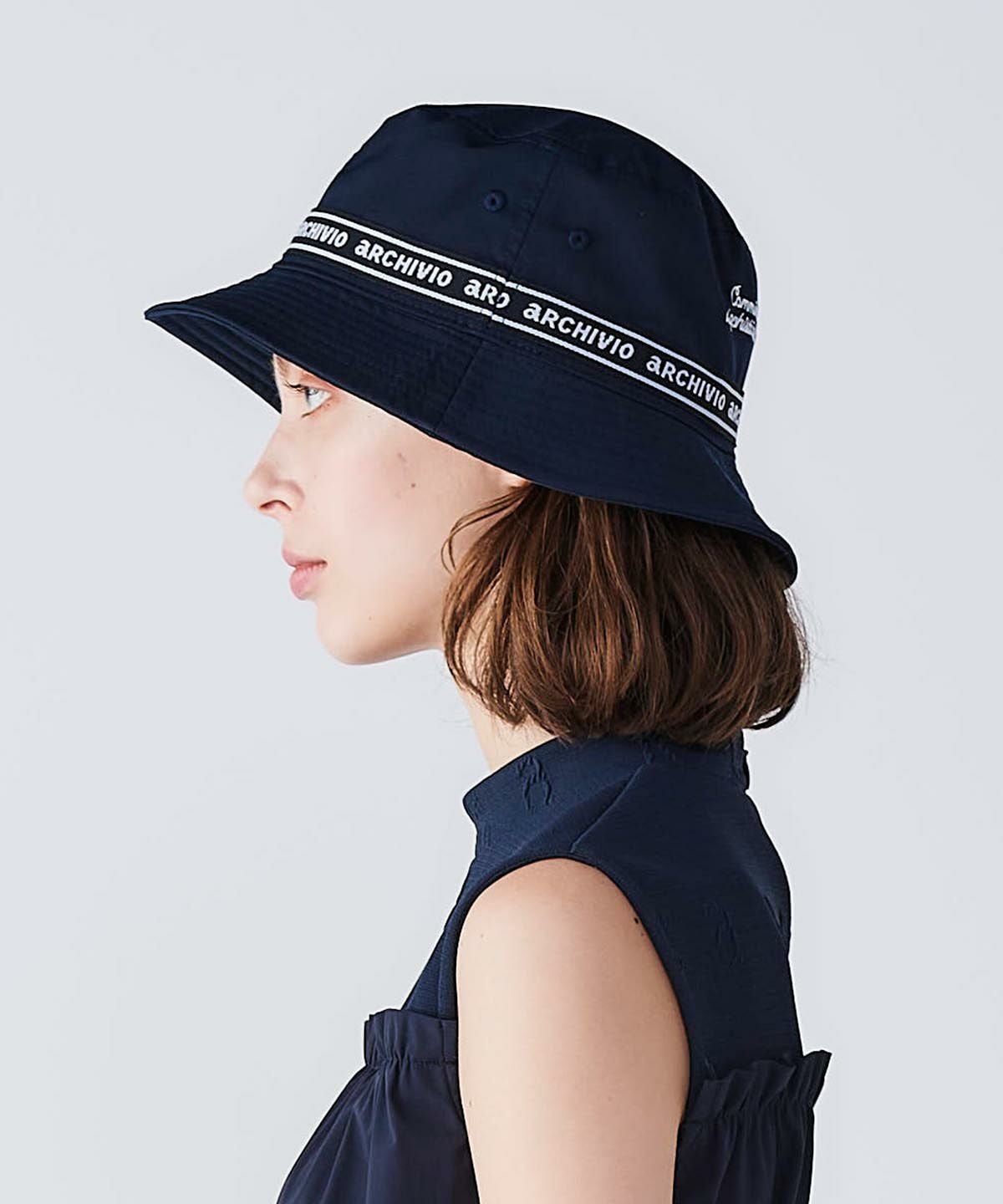 モデル着用画像（ネイビー）