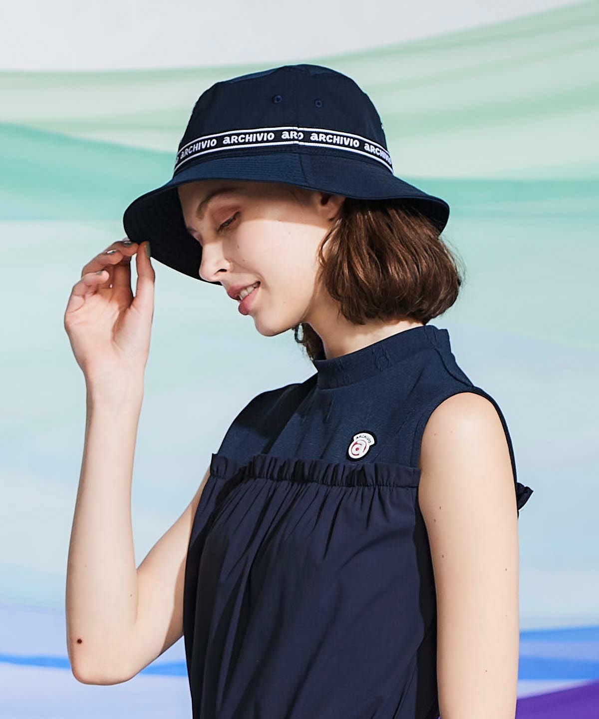 モデル着用画像（ネイビー）