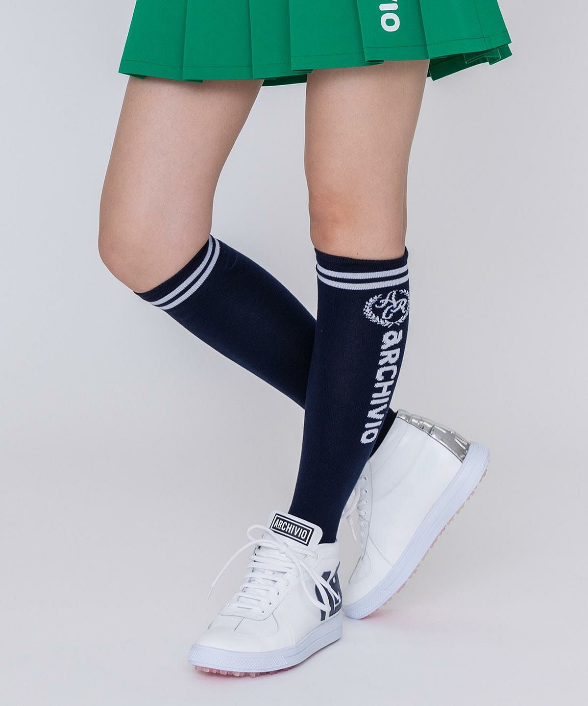 モデル着用画像（ネイビー）