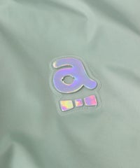 ロゴデザイン部分（ライトグリーン）