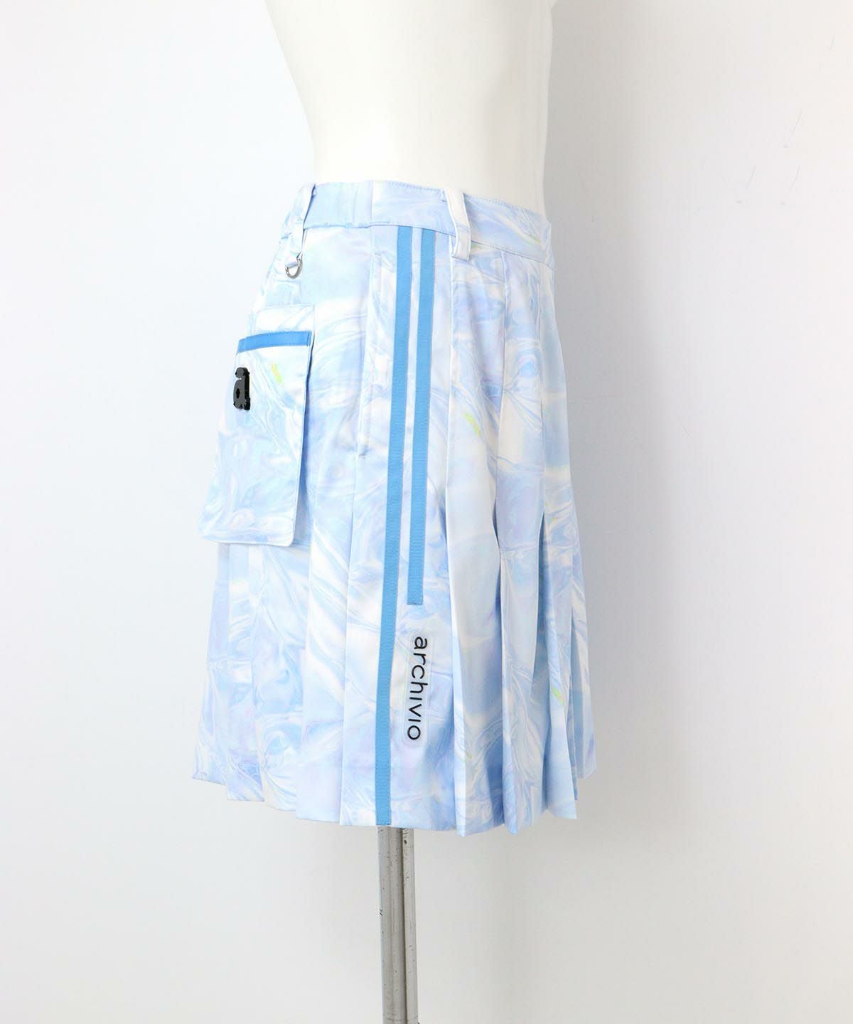 サイドラインプリーツスカート横（ブルー）