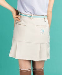 モデル着用画像（ベージュ）