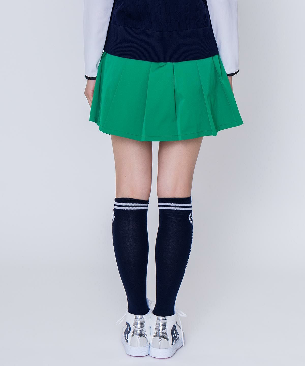 モデル着用画像（グリーン）