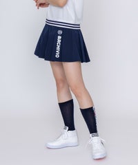 モデル着用画像（ネイビー）