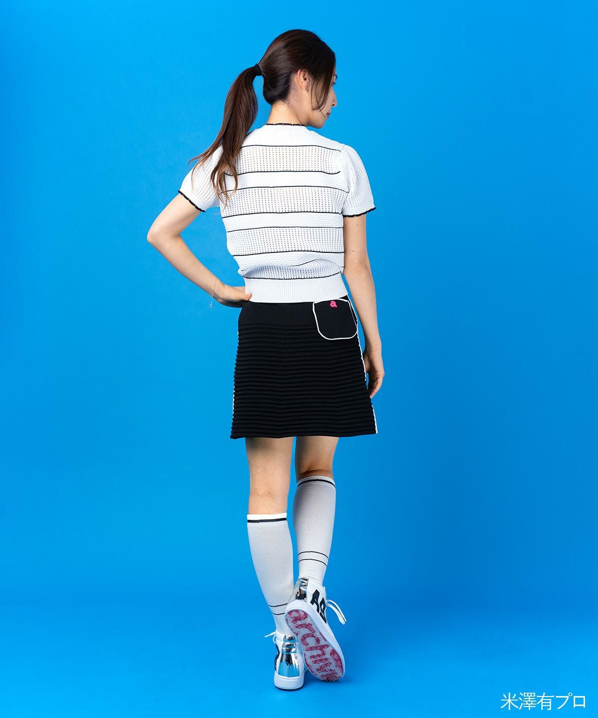 モデル着用画像（ブラック）