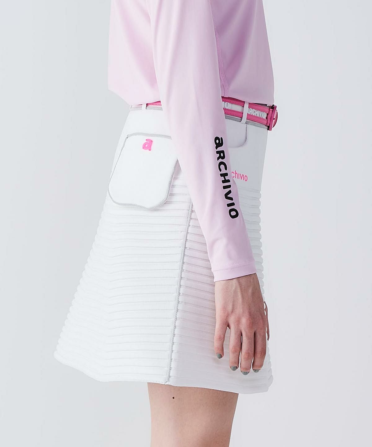 モデル着用画像（ホワイト）