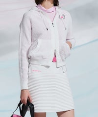 モデル着用画像（ホワイト）