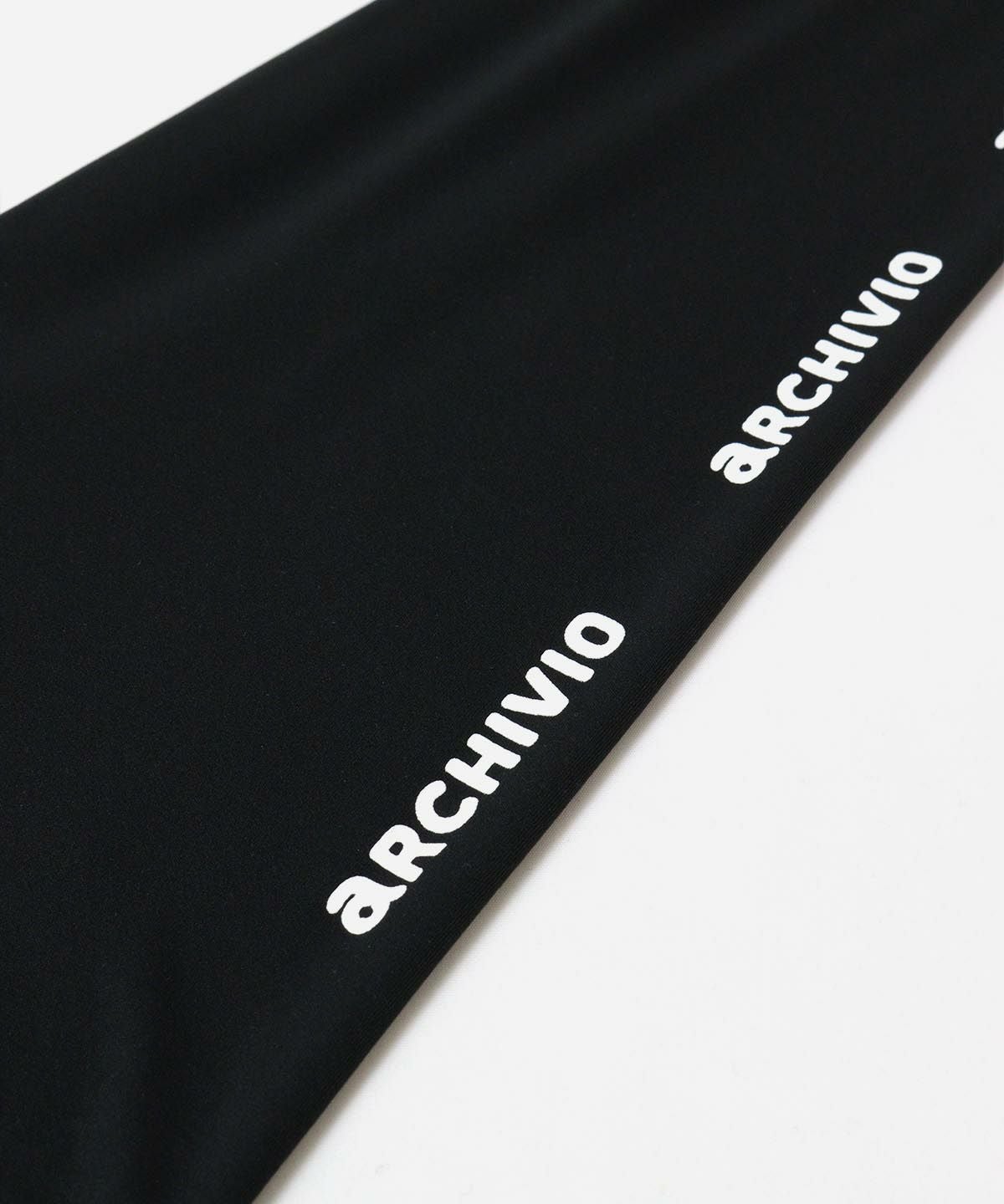 袖部分(ホワイト×ブラック）