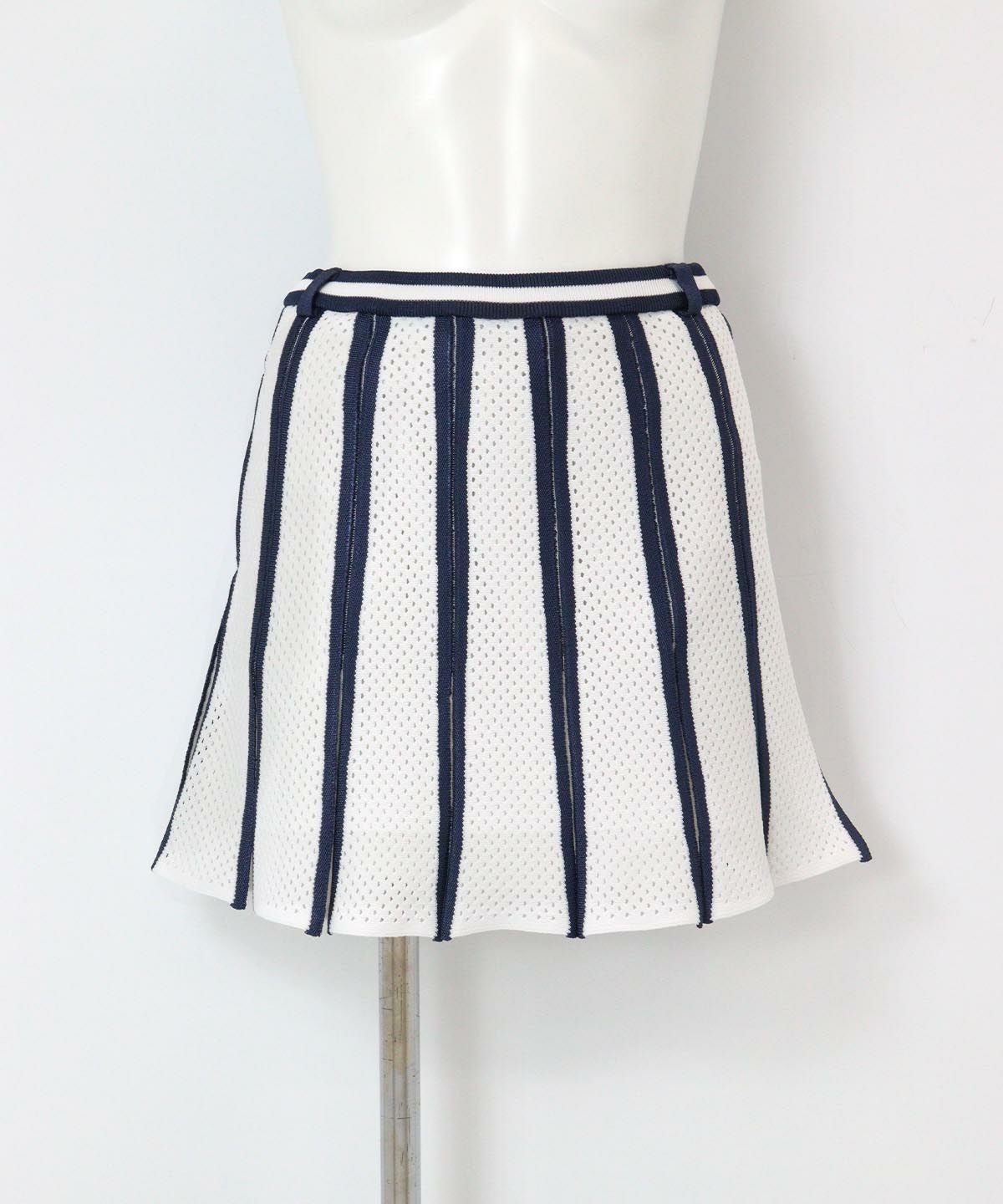 アイレットフレアスカート（ホワイト×ネイビー）