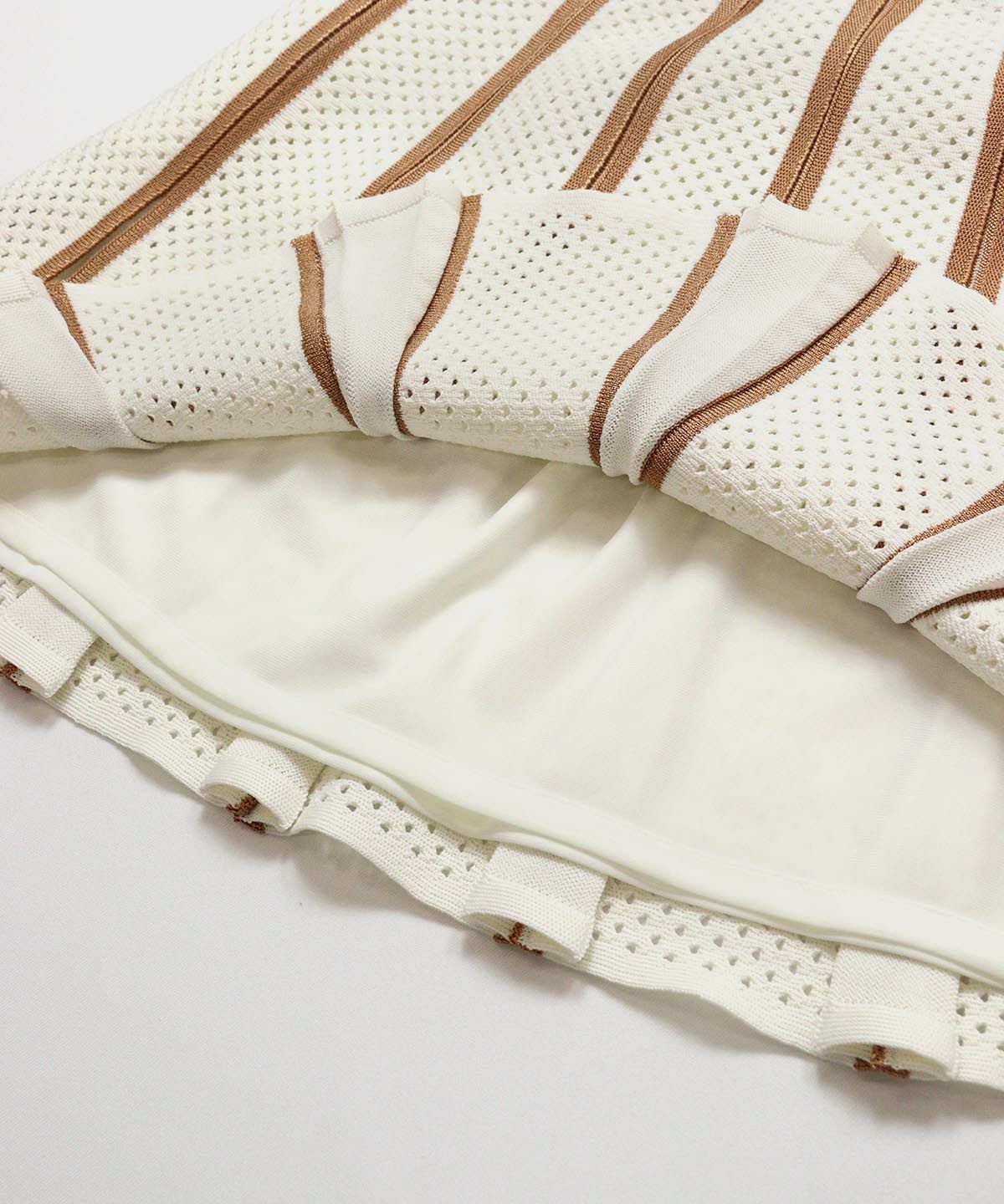 裏地（ホワイト×ベージュ）