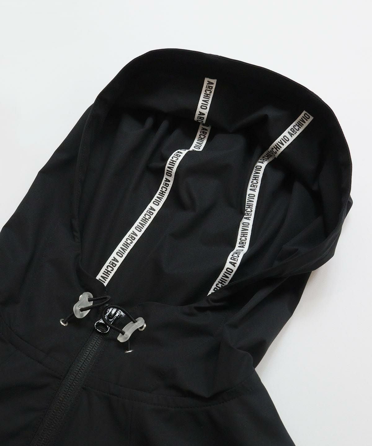 フード部分（ブラック）