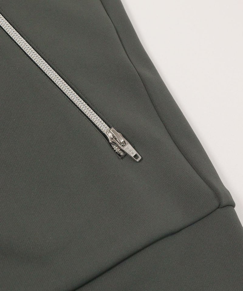 ポケット部分（グレー）