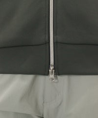 ファスナー部分アップ（グレー）