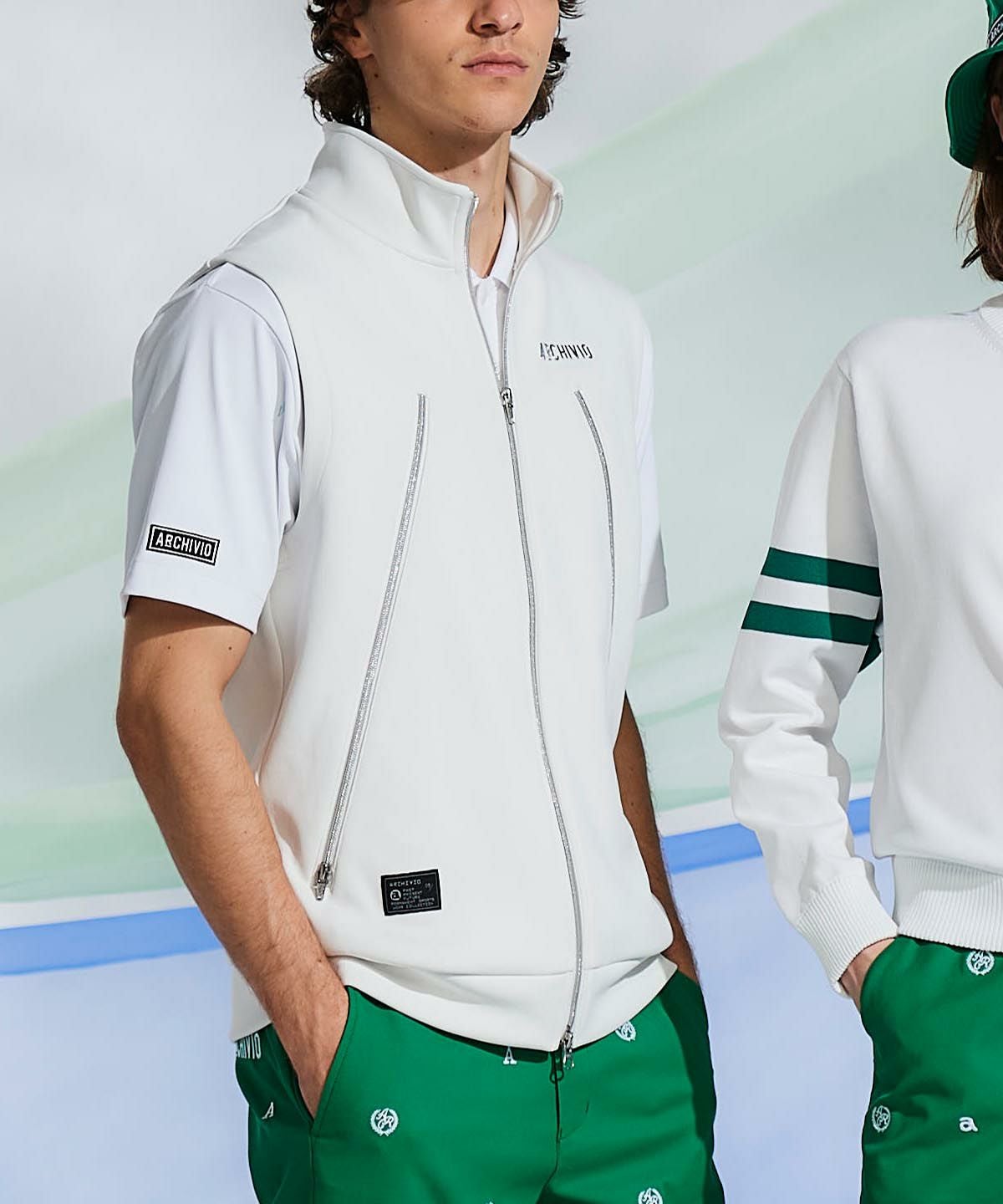 モデル着用画像（ホワイト）