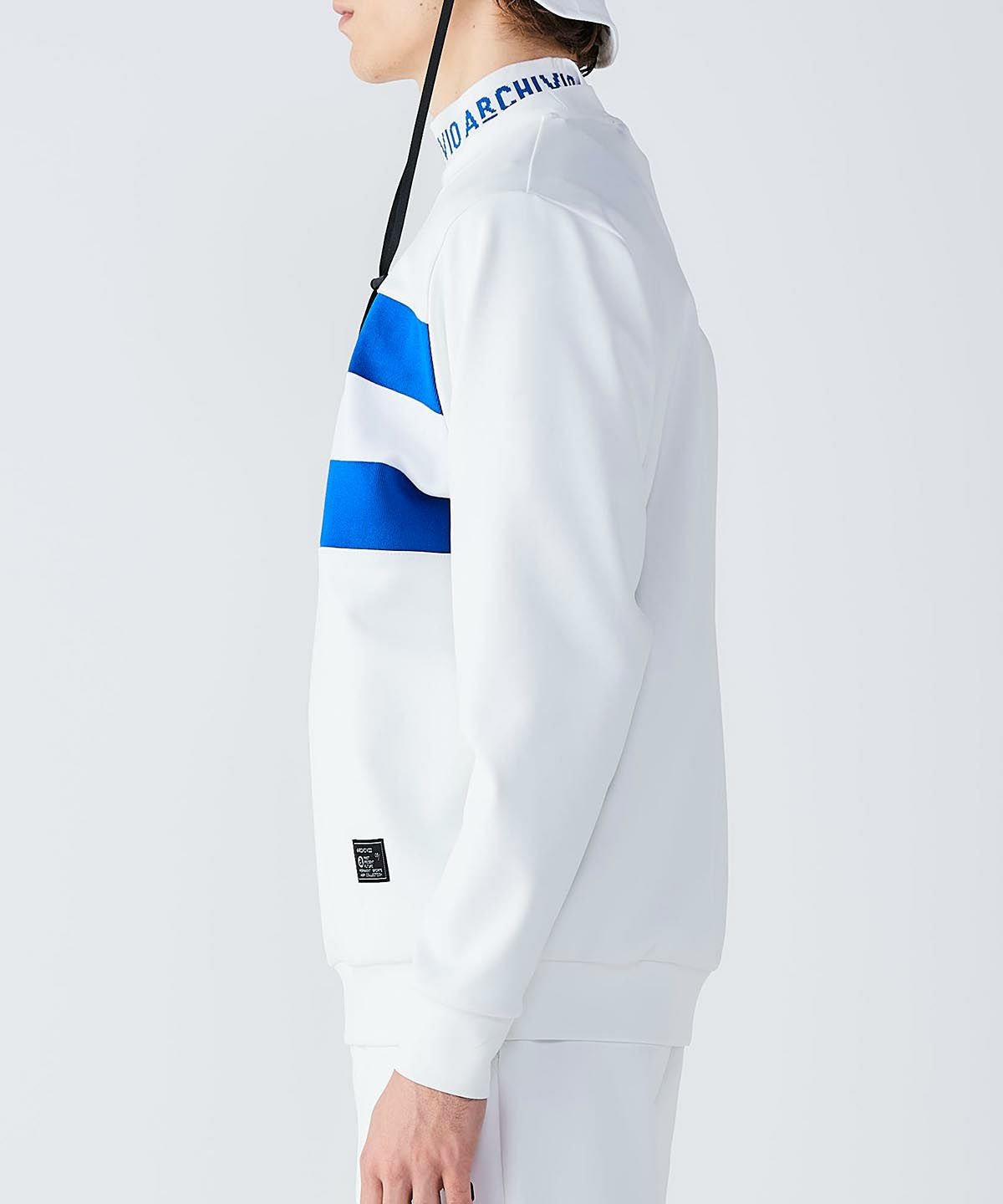 モデル着用画像（ホワイト）