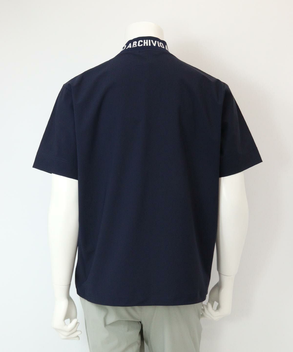 【メンズ】ロゴネック半袖プルオーバー後（ネイビー）