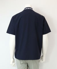 【メンズ】ロゴネック半袖プルオーバー後（ネイビー）