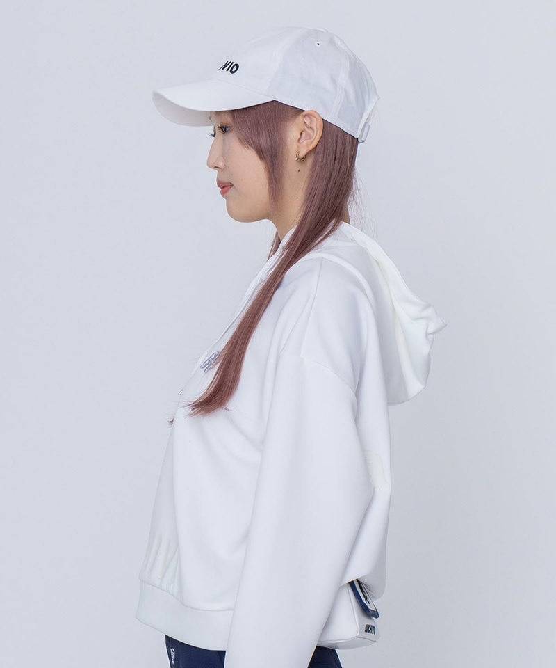 モデル着用画像（ホワイト）