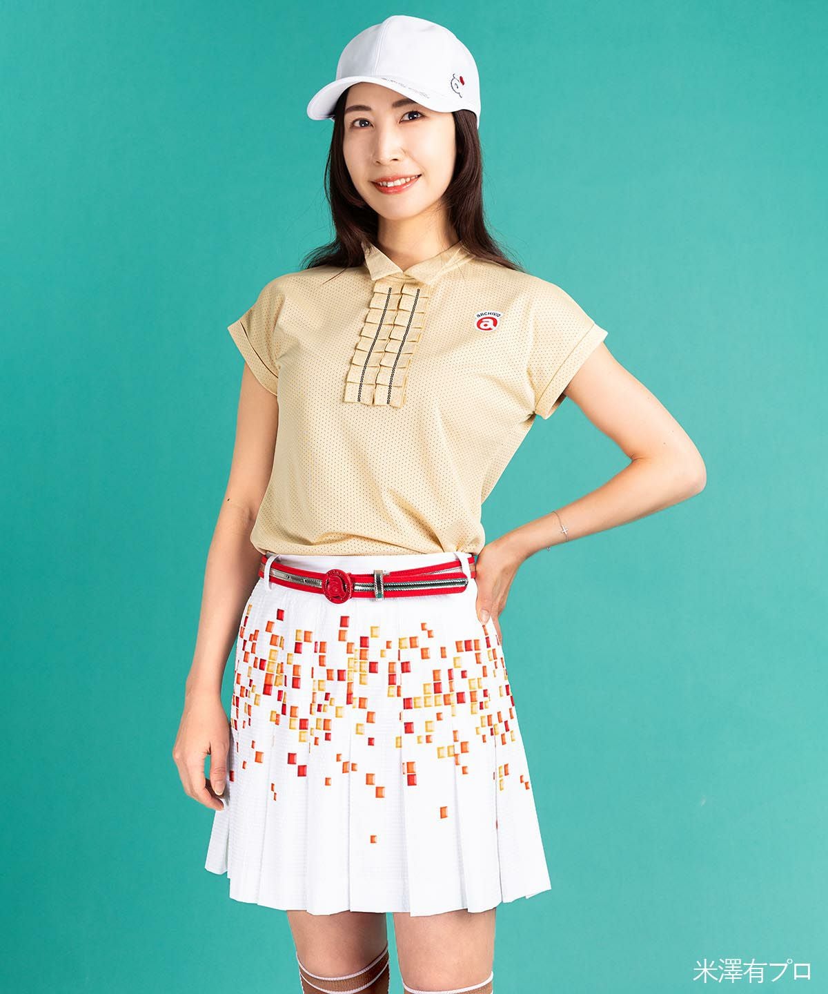 モデル着用画像（ホワイト）