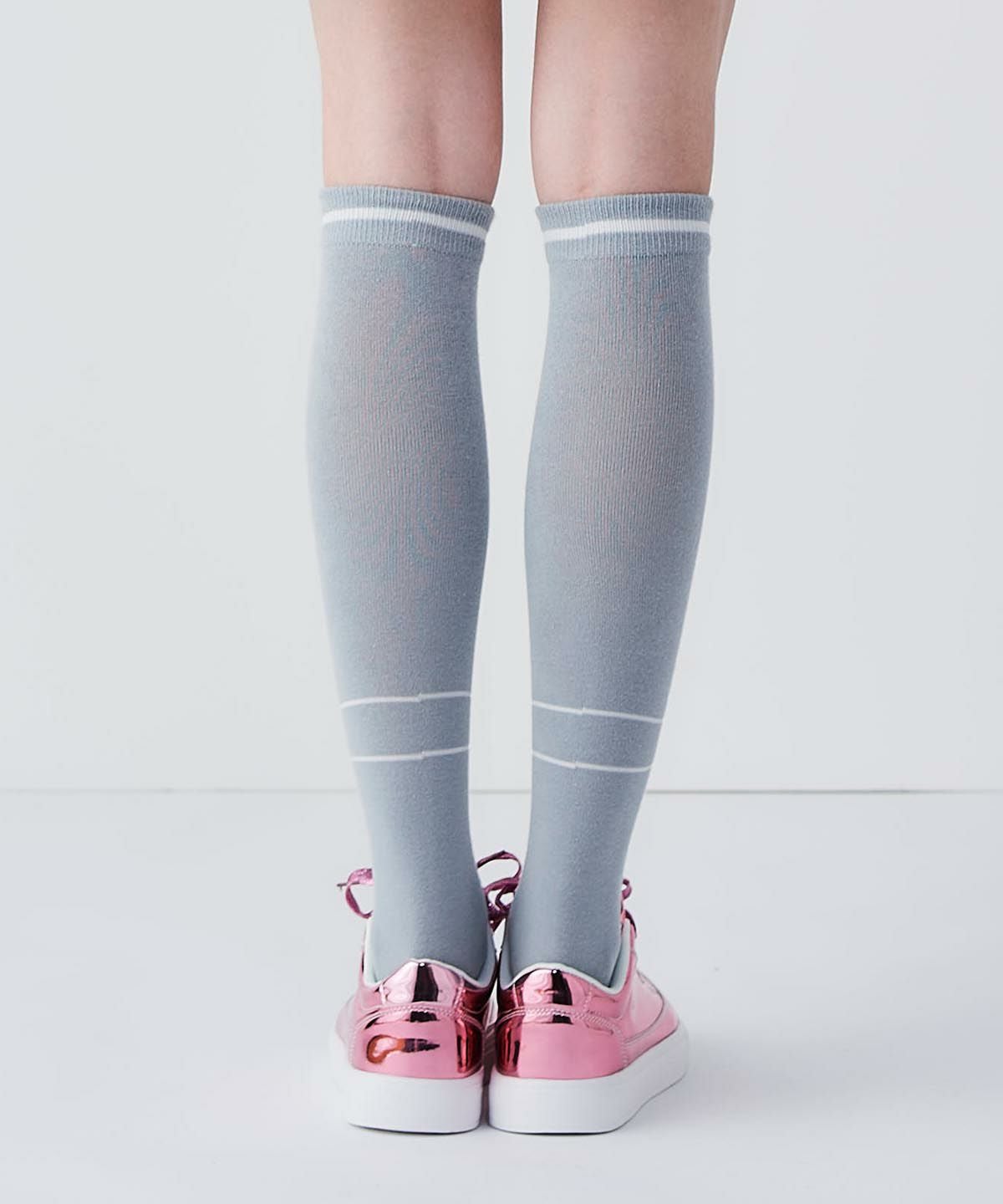 モデル着用画像（ライトグレー）